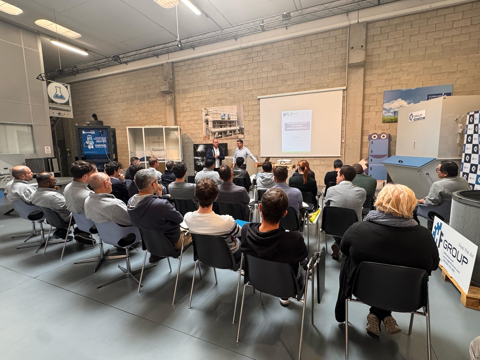 Miejsce dedykowane szkoleniom: poznaj showroom HFiltration i nasze programy szkoleniowe dla specjalistów z branży. szkolenia i showroom firmowy hf group