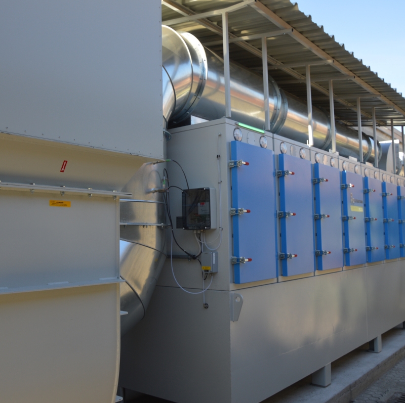 Filtr koalescencyjny MCOS do skutecznego usuwania mgieł olejowych w szczególnie wymagających warunkach pracy. filtr koalescencyjny do mgiel olejowych mcos hf group